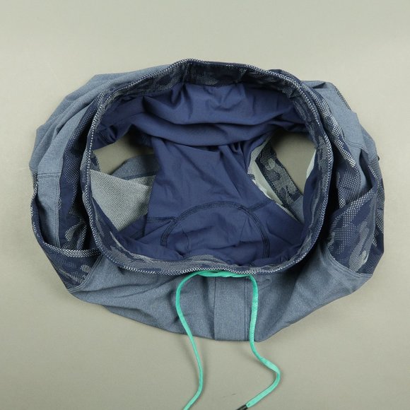 Lululemon T.H.E. Short 11" *Liner in Blue Camo Multi SIze Medium - Picture 4 of 8